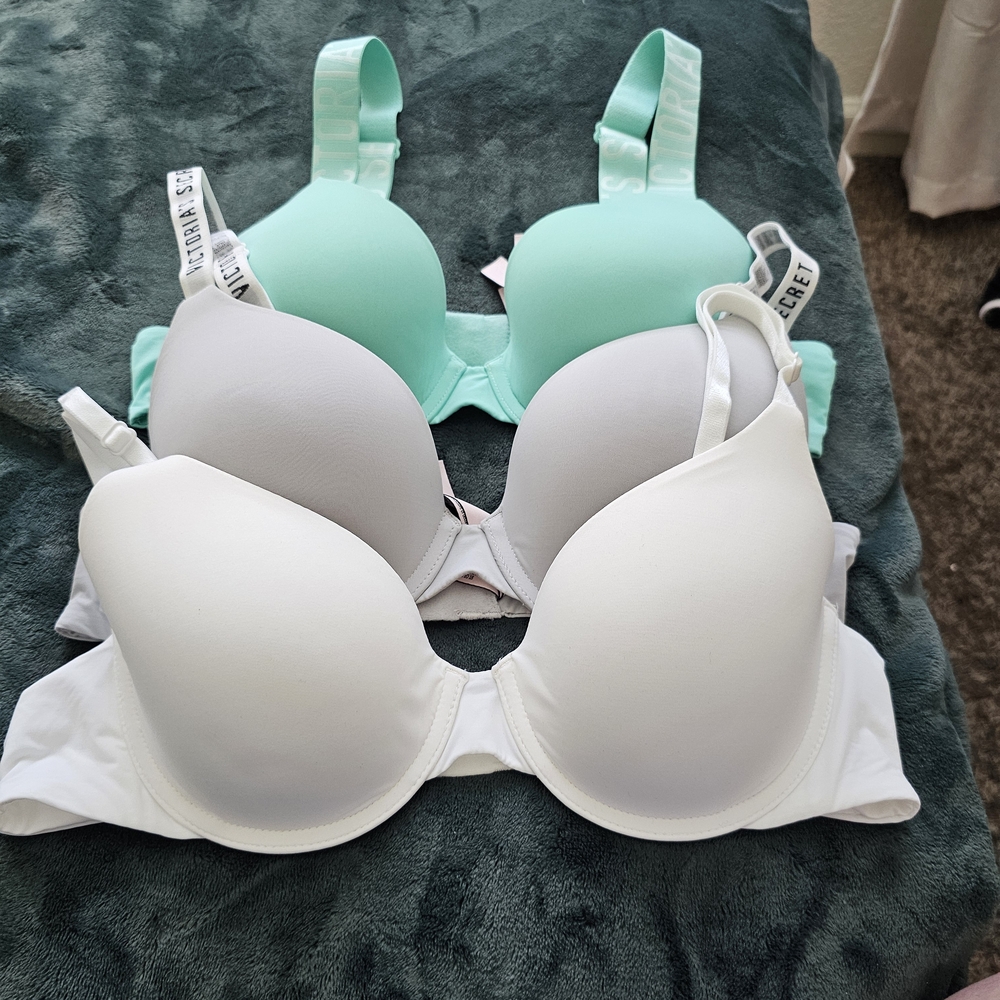 Victoria's Secret Bra Set - White, Gray, Mint